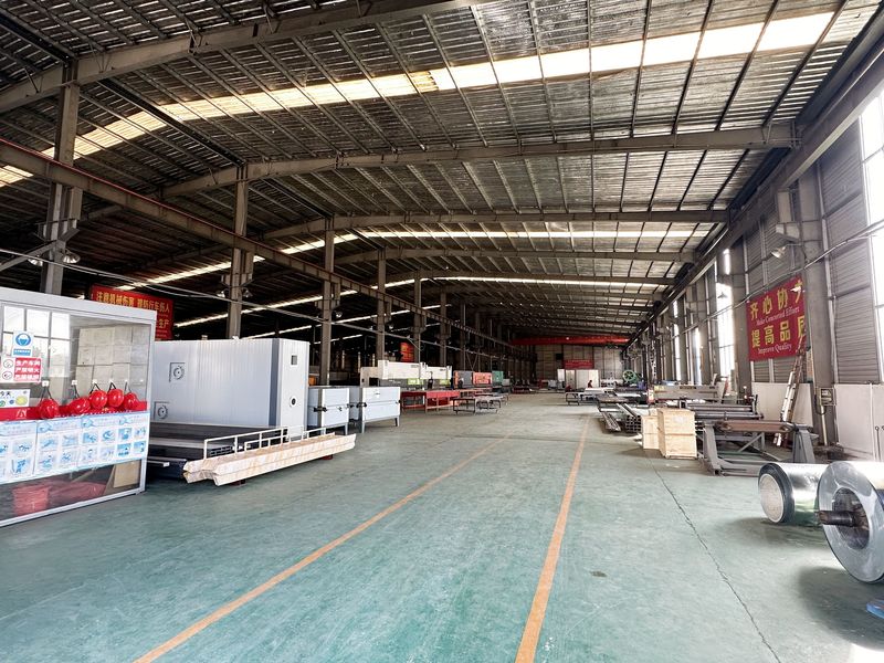 Zhejiang Huier Coating Environmental Protection Equipment Co., Ltd প্রস্তুতকারকের উৎপাদন লাইন