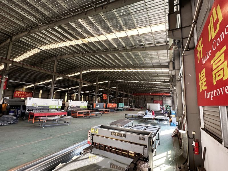 Zhejiang Huier Coating Environmental Protection Equipment Co., Ltd প্রস্তুতকারকের উৎপাদন লাইন