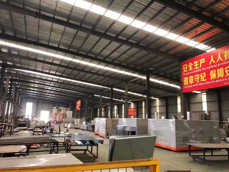 Zhejiang Huier Coating Environmental Protection Equipment Co., Ltd প্রস্তুতকারকের উৎপাদন লাইন
