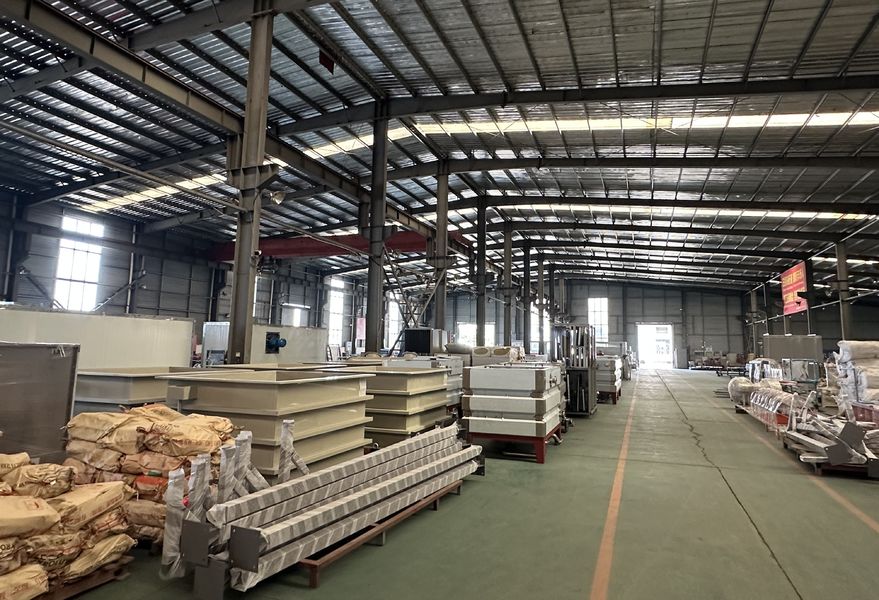 Zhejiang Huier Coating Environmental Protection Equipment Co., Ltd প্রস্তুতকারকের উৎপাদন লাইন
